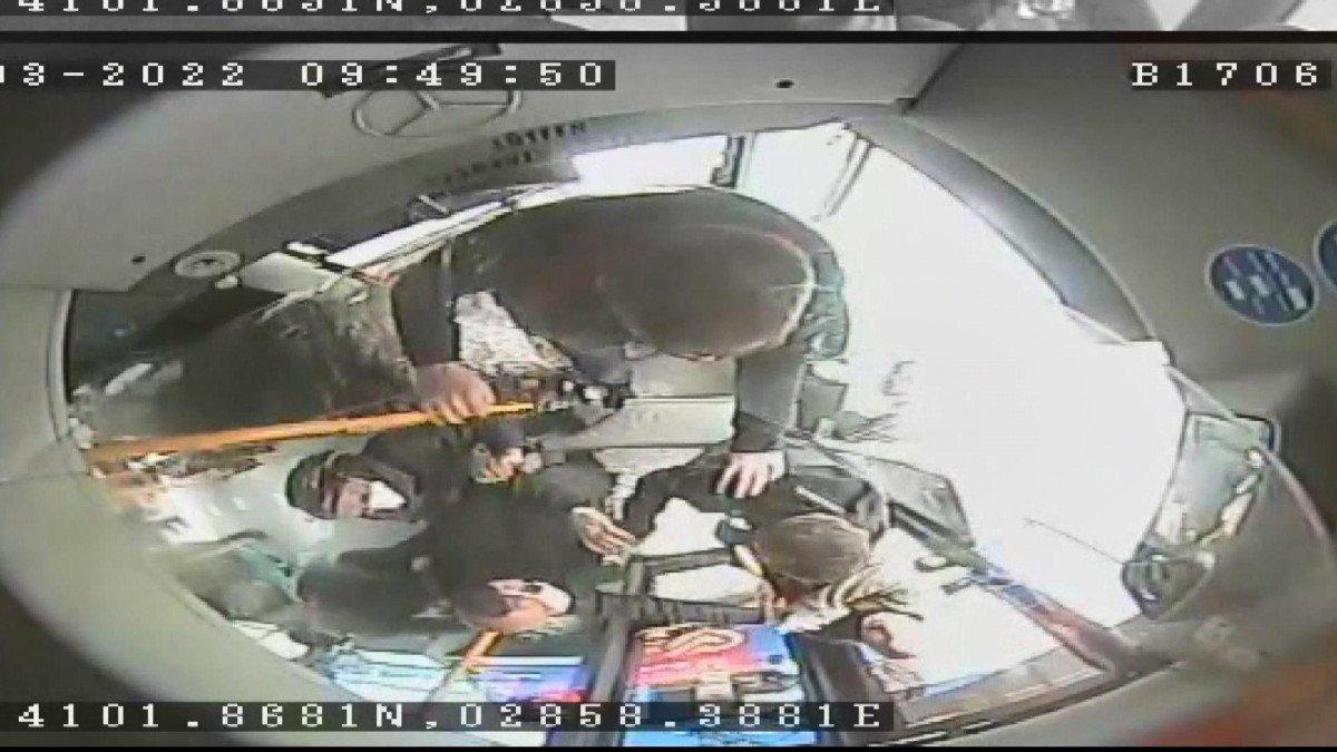 Unkapanı'nda İETT otobüsünün şoförüne saldırı