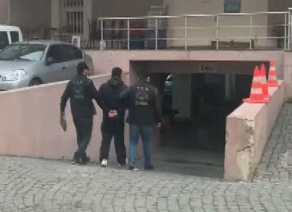 İzmir'deki nevruz etkinliğine 45 gözaltı