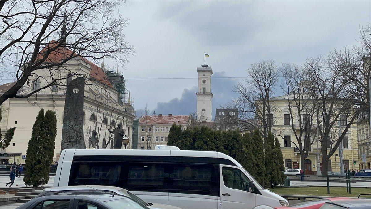 Rusya, Ukrayna’nın Lviv kentini vurdu