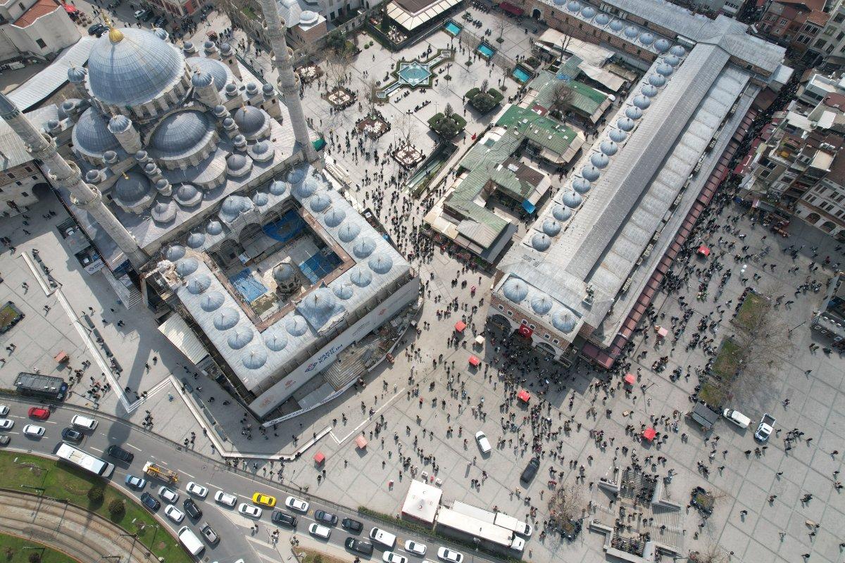Eminönü'nde Ramazan yoğunluğu