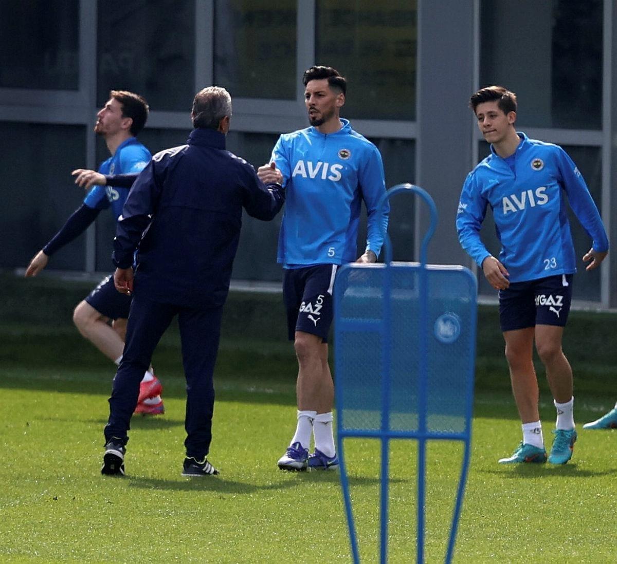 İsmail Kartal'dan Jose Sosa'ya teşekkür