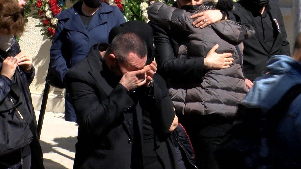 Rober Hatemo'dan babasına son görev