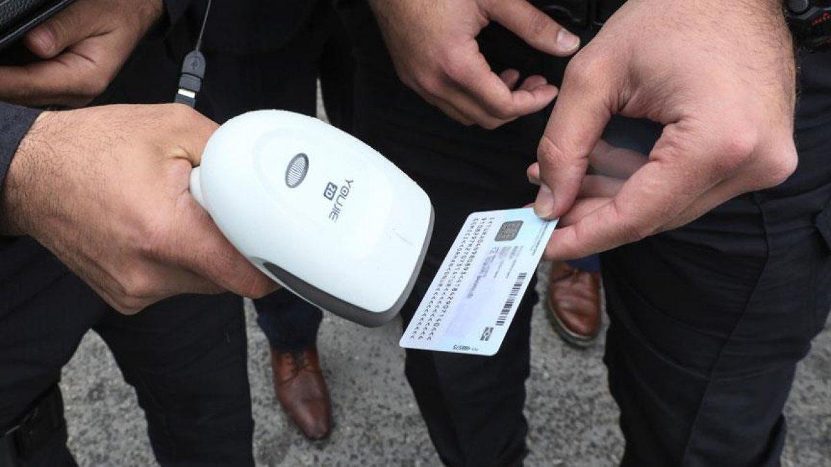 Ehliyet yenileme ücreti 2022: Yeni çipli ehliyet nereden, nasıl alınır? Eskisi çöp oluyor...