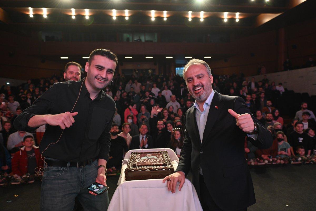 CZN Burak’ın Londra’daki ortağı Ronaldo