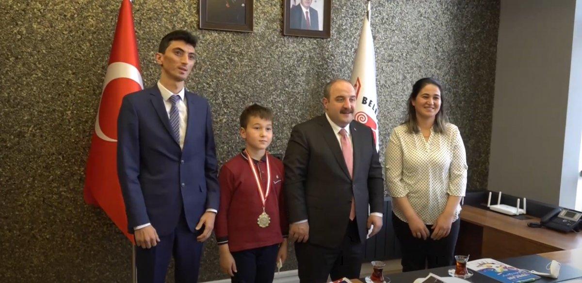 10 yaşındaki Yüksel, uluslararası kodlama yarışmasında birinci oldu