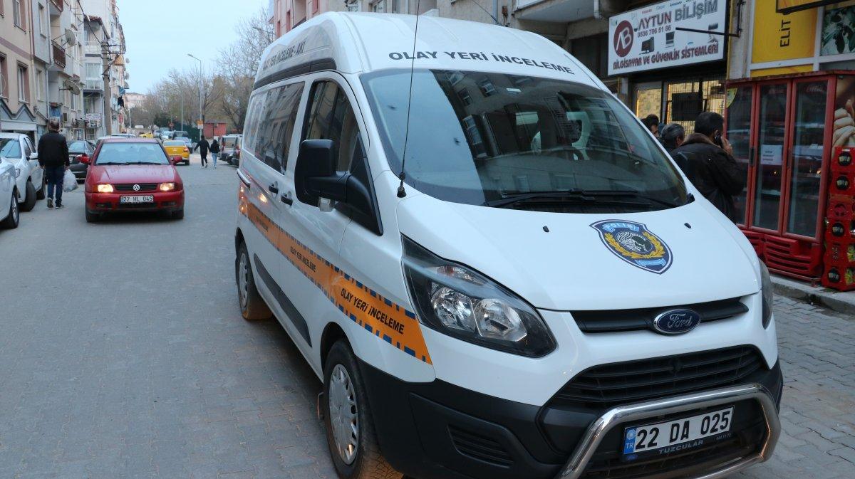 Edirne'de İstediği sigarayı bulamayan şahıs büfe sahibini bıçakladı