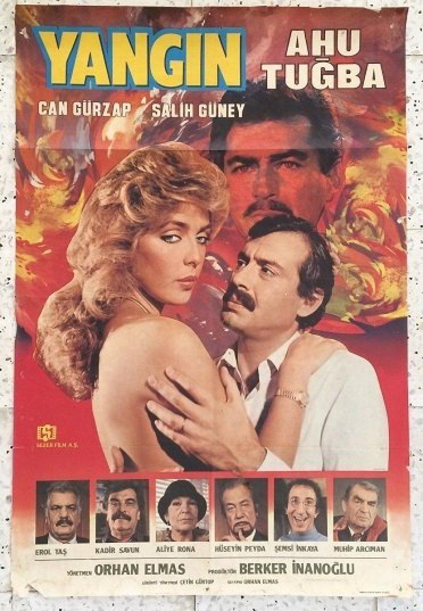 Ahu Tuğba, kızı Anjelik Calvin'i paylaştı