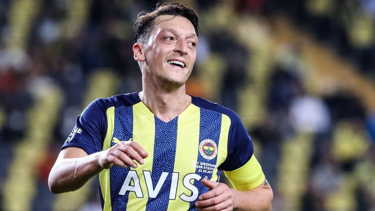 Rıdvan Dilmen: Fenerbahçe'nin Ozan ve Mesut'a ihtiyacı var