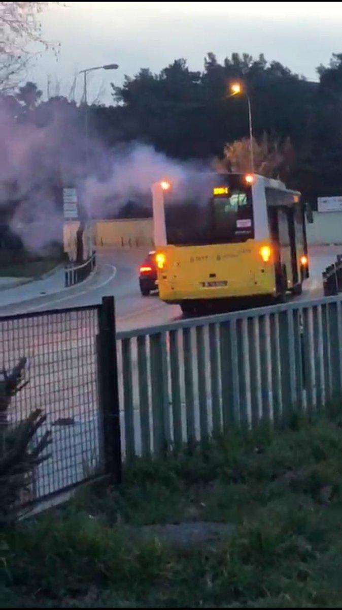 Pendik'te İETT otobüsünde yangın paniği