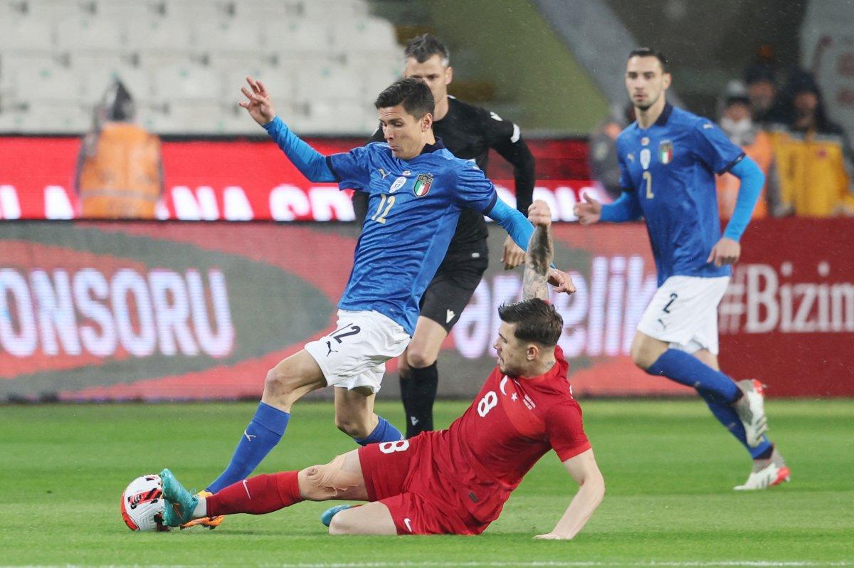 A Milli Takım, İtalya'ya 3 golle mağlup oldu