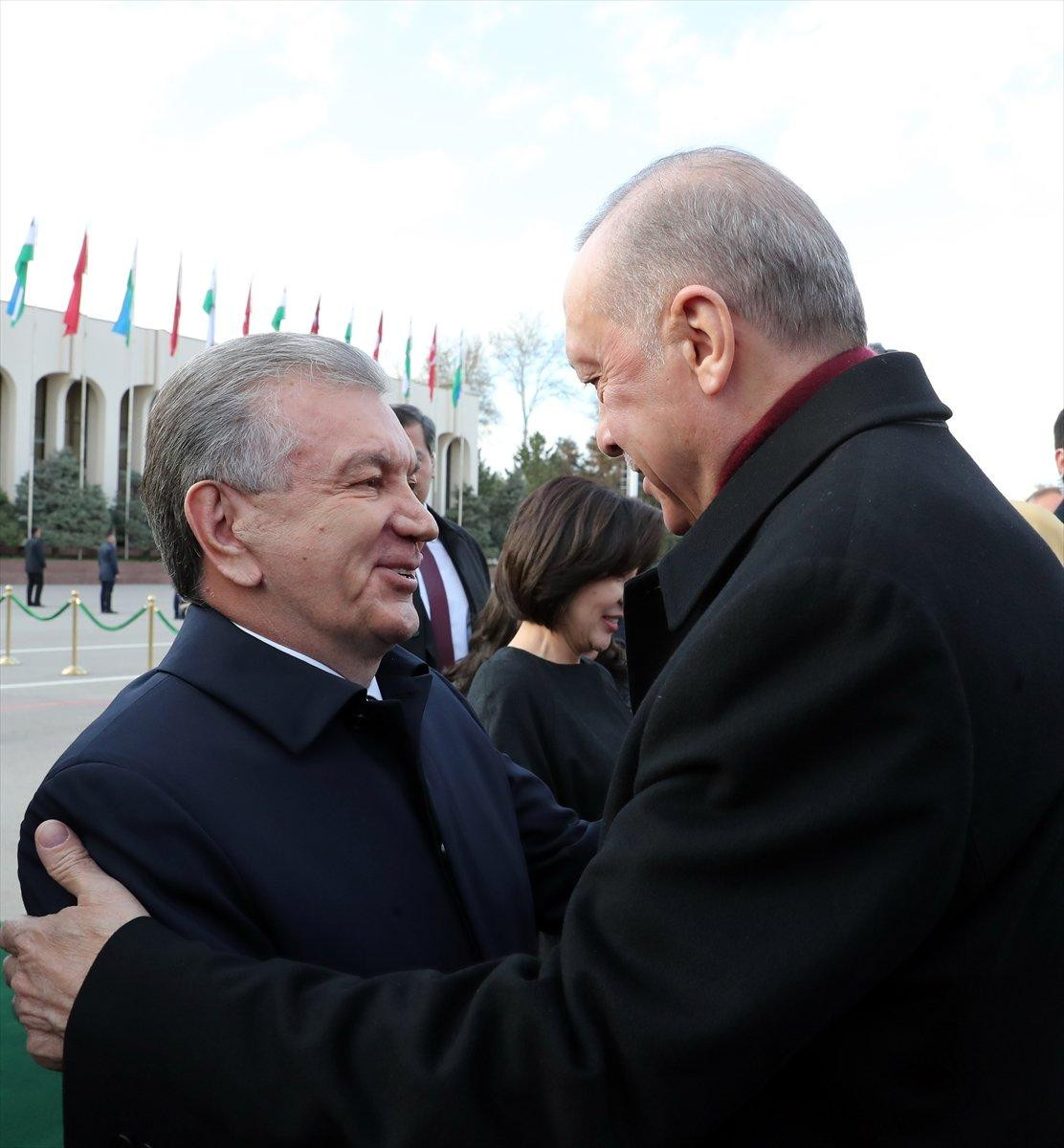 Cumhurbaşkanı Erdoğan Özbekistan'a gitti