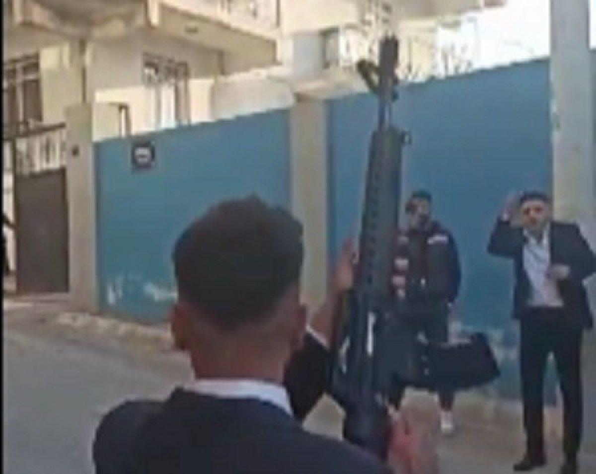 İzmir'de çocuklara aldırış etmeden ateş açan magandalar yakalandı