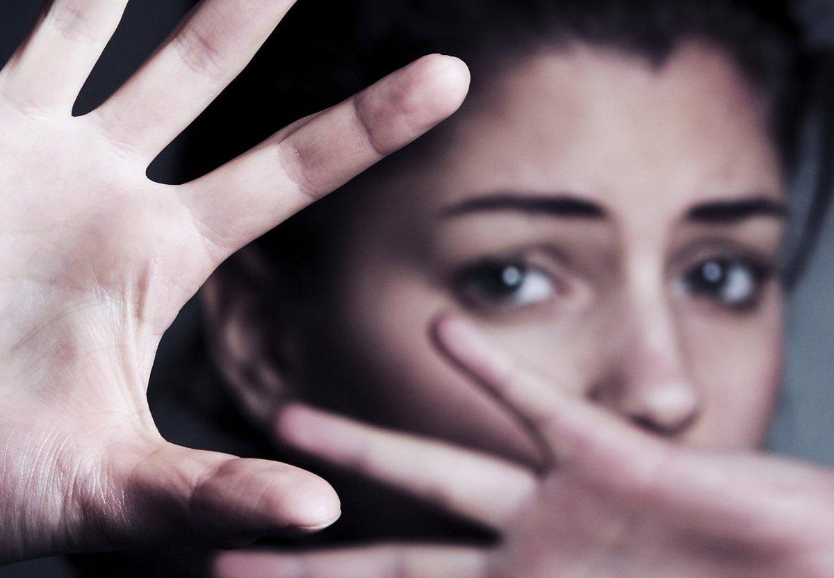 Kadına ve sağlık çalışanlarına şiddet uygulayanlara cezalar ağırlaştırılacak