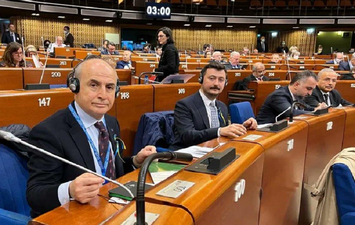 CHP'li Büyükçekmece Belediye Başkanı Akgün'den HDP'ye kayyum eleştirisi