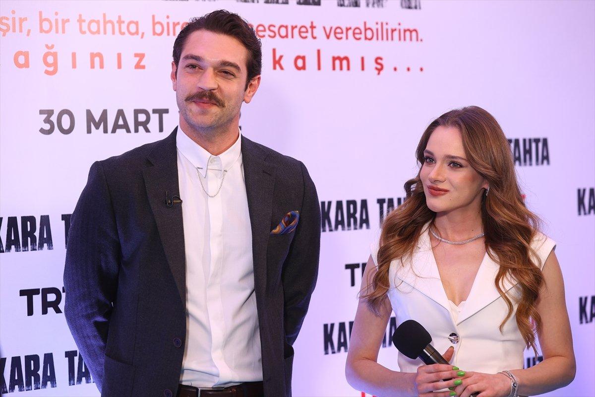 Kara Tahta oyuncuları ilk bölümü beraber izlediler