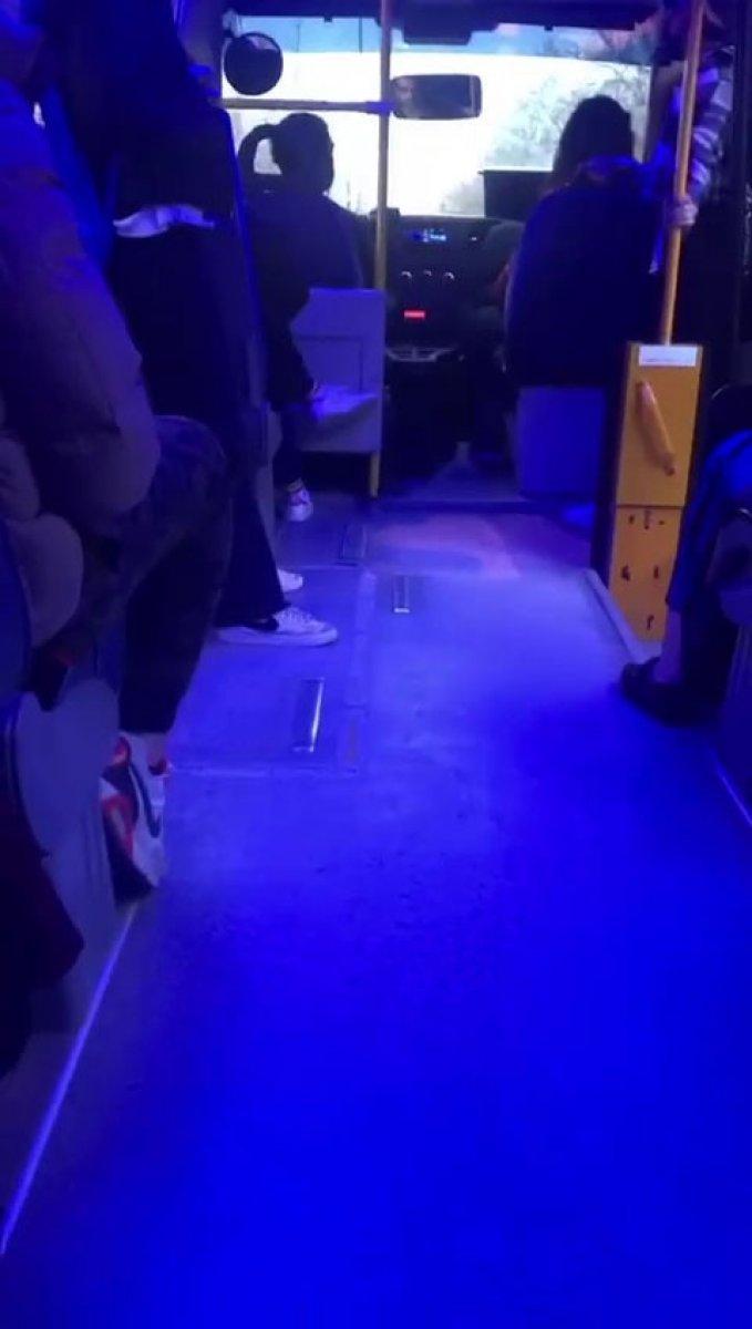 Büyükçekmece’de minibüs şoföründen hamile yolcuya azar