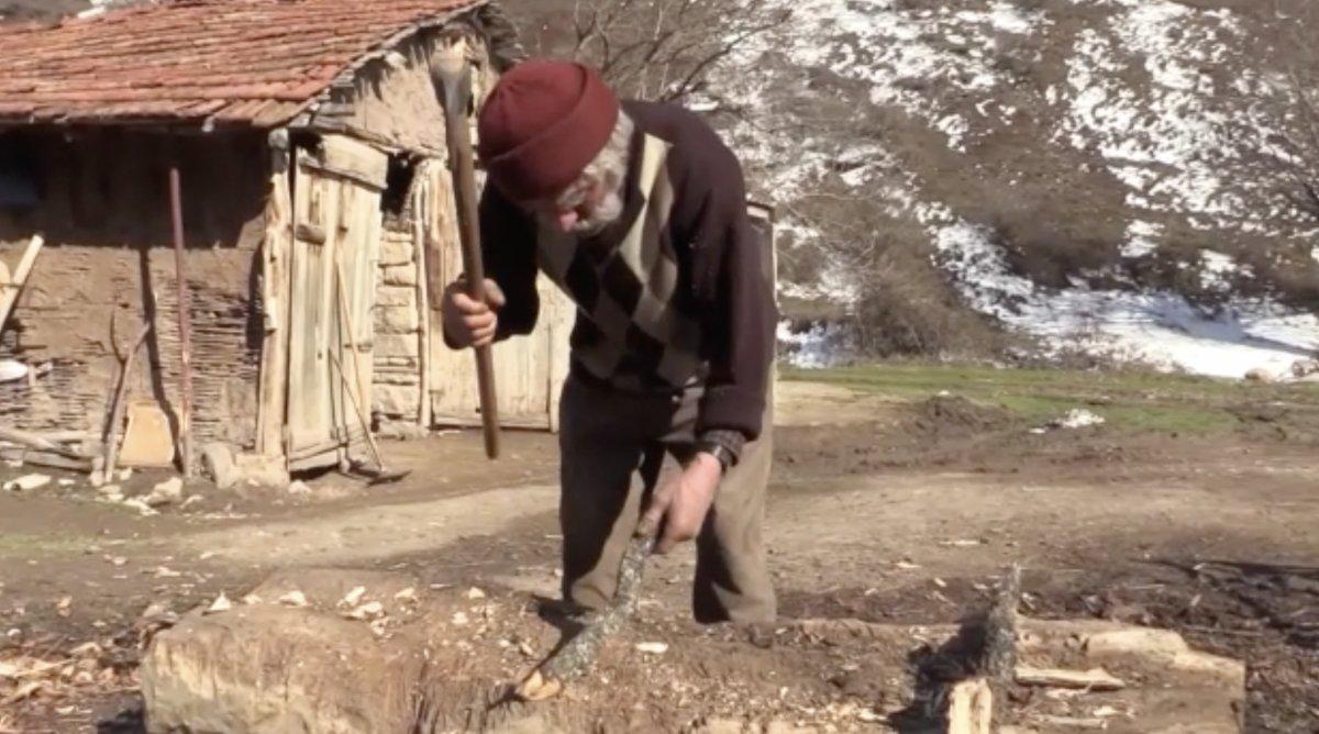 Amasyalı yaşlı çift, 55 yıldır mezrada tek başlarına yaşıyor