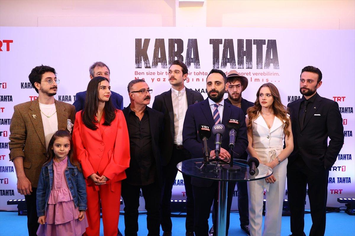 Kara Tahta oyuncuları ilk bölümü beraber izlediler