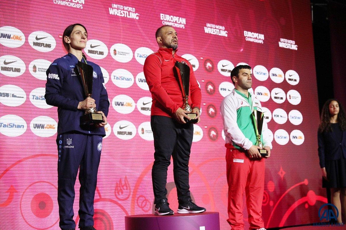 Kadın Güreş Milli Takımı ilk kez Avrupa şampiyonu oldu