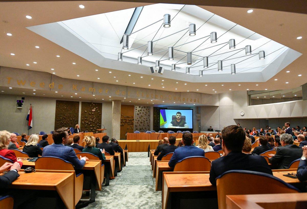 Ukrayna Devlet Başkanı Zelensky: Barış elmastan daha değerli