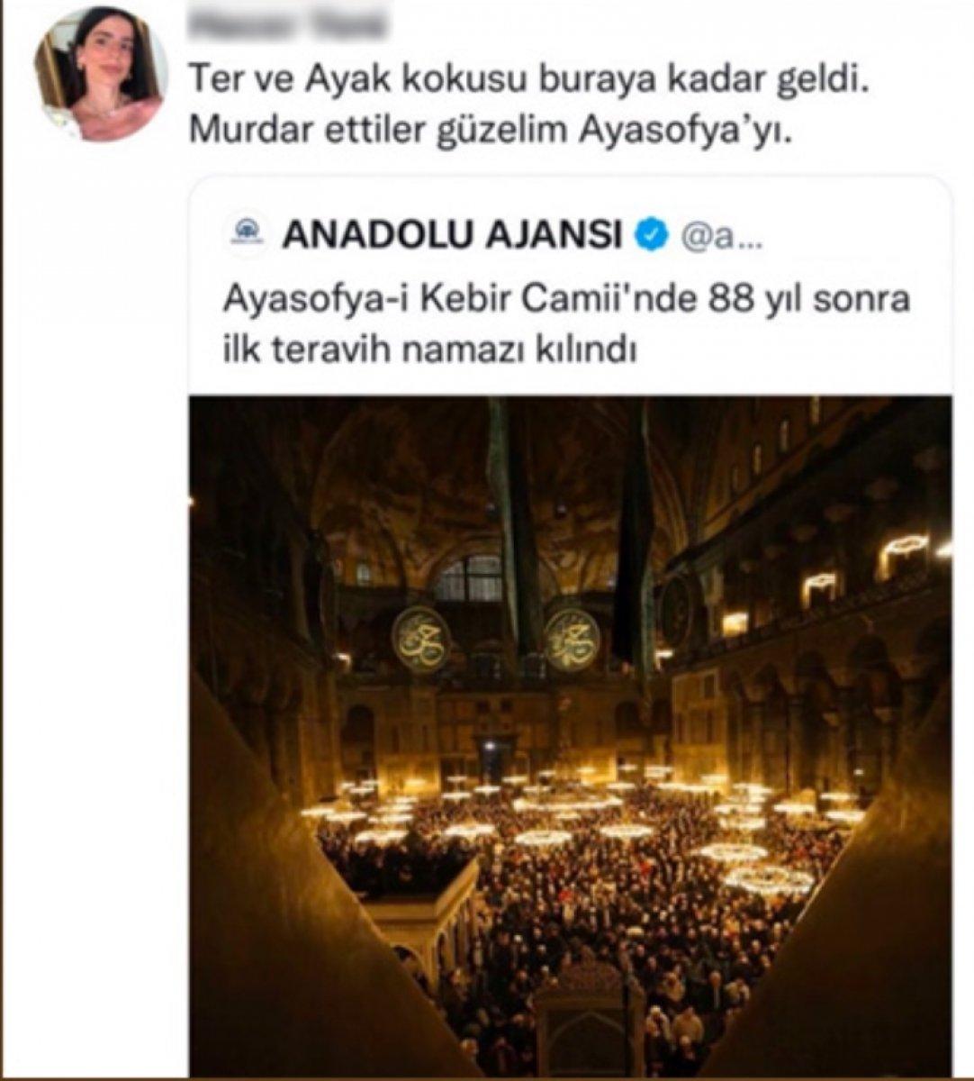Ayasofya'da kılınan namaza 'ayak kokusu' iması yapıldı