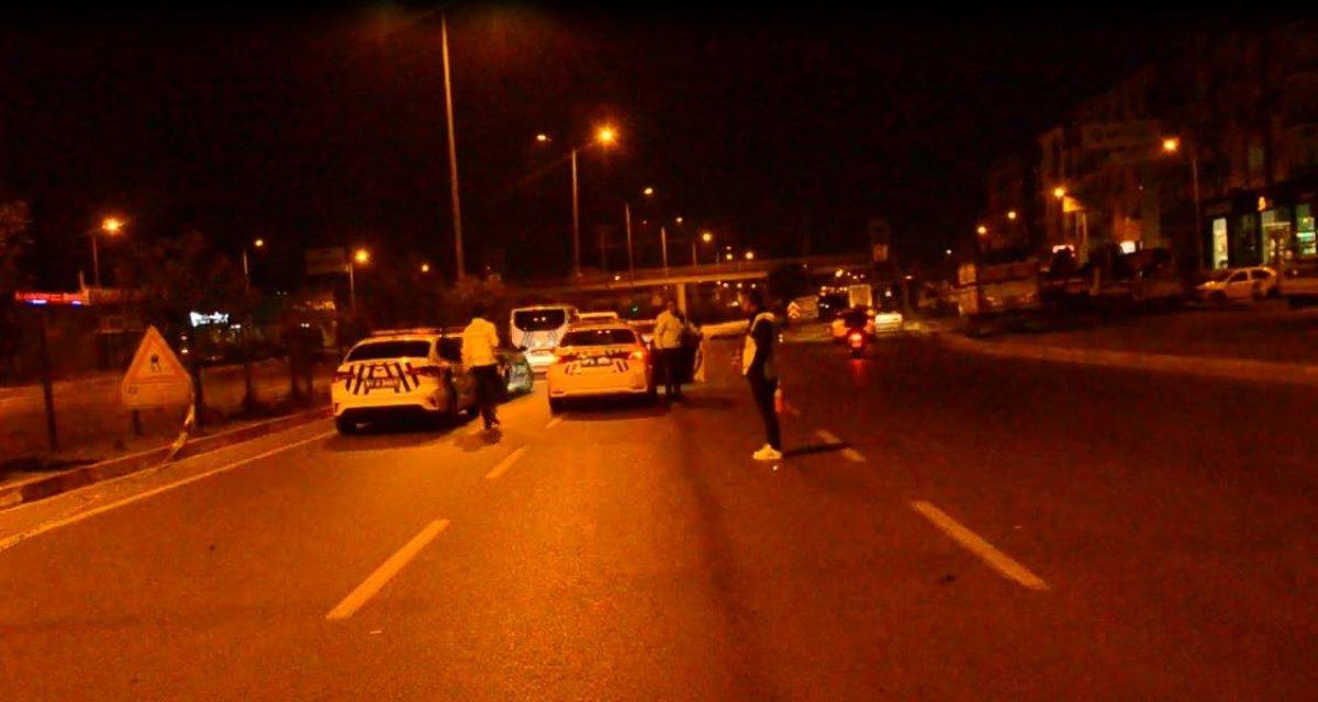 Antalya’da motosikletlinin çarptığı yaya öldü