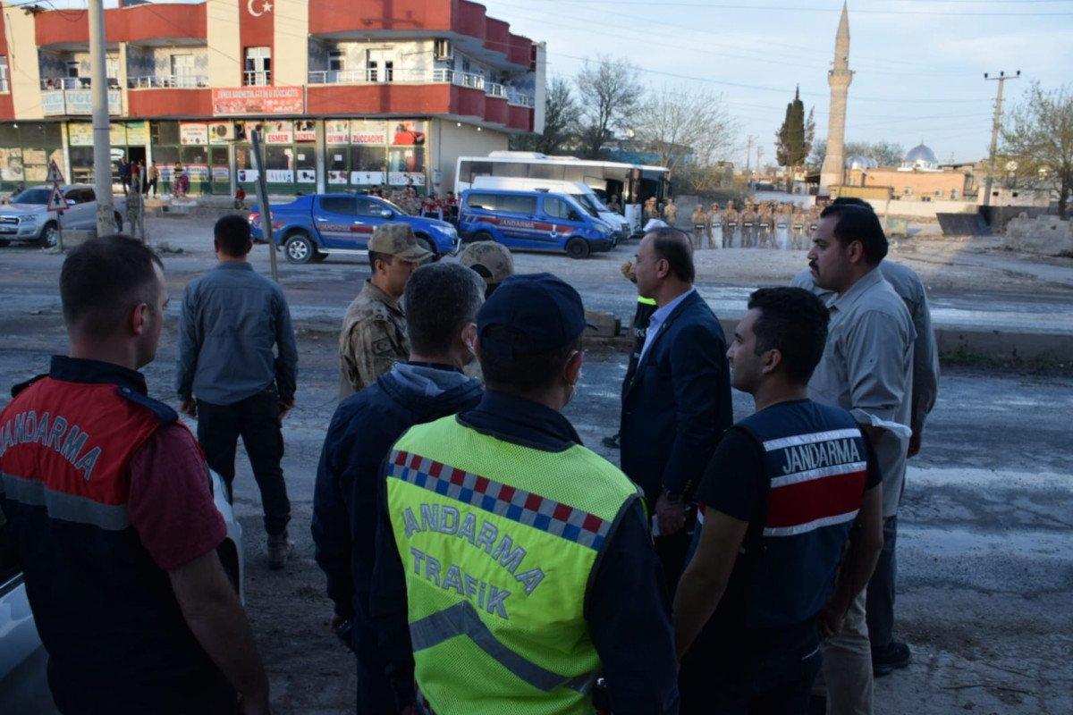 Şanlıurfa’da iki grup yol kapatıp kavga etti: 14 yaralı
