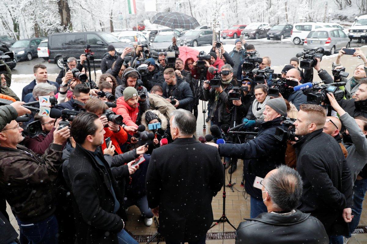 Macaristan'da oy kullanma işlemi başladı