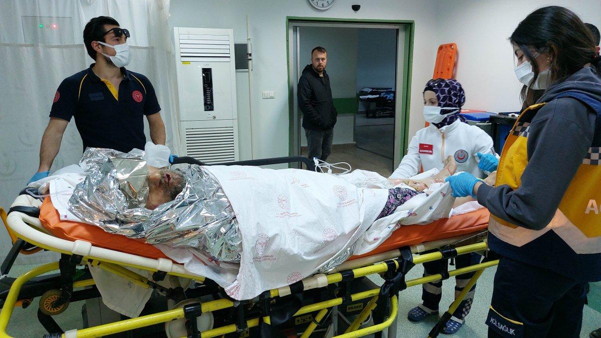 Samsun'da ateşin üzerine düşen adam ölümden döndü