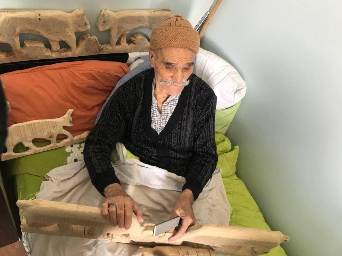 Bayburt'ta ağlama hastalığına yakalanan adam görme yetisini kaybetti