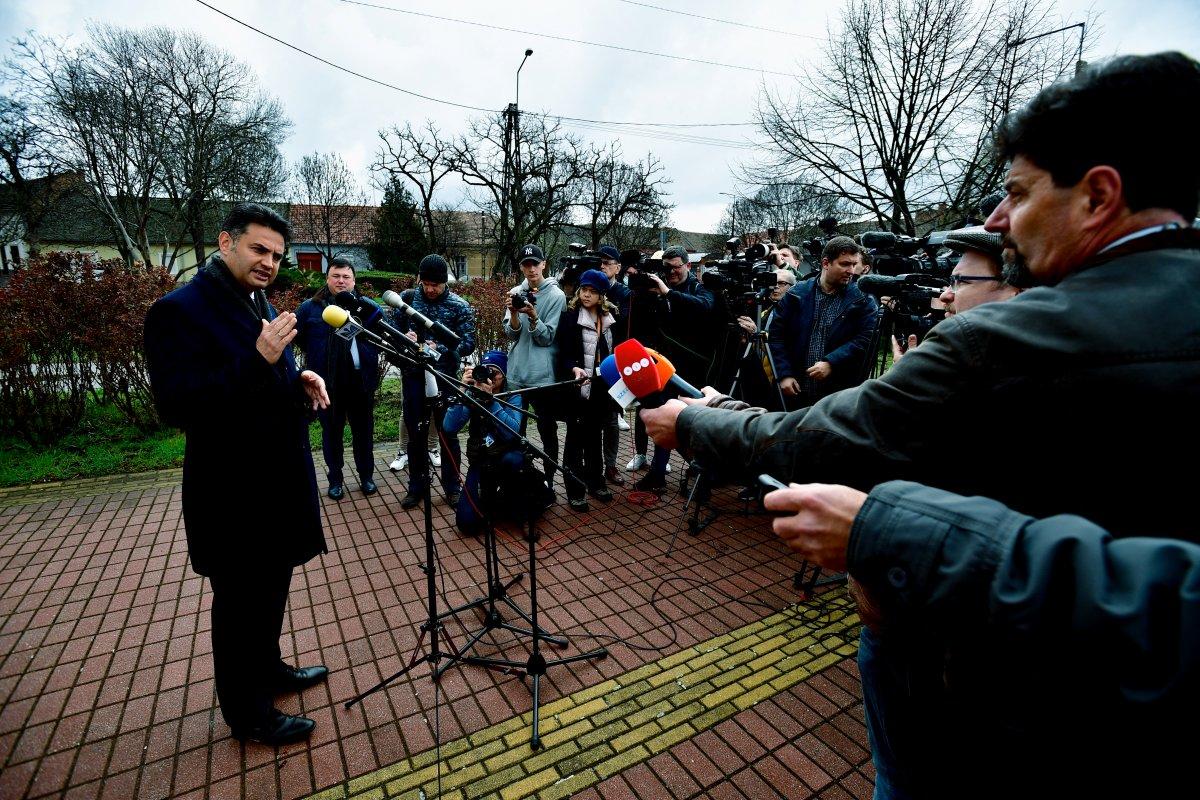 Macaristan'da oy kullanma işlemi başladı