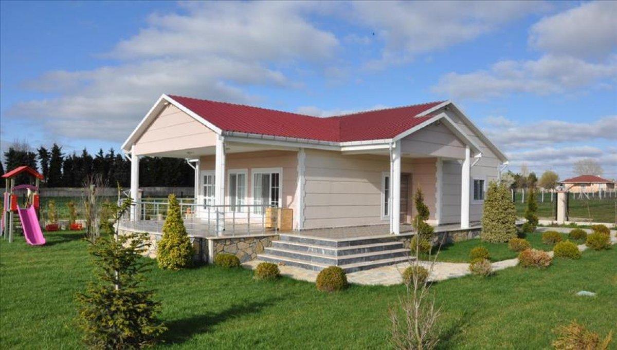 Otel fiyatları cep yakarken, yazlık evlere ilgi arttı