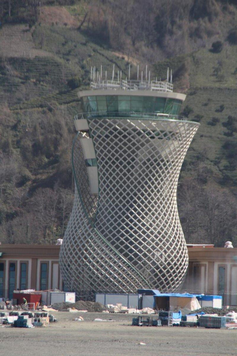 Rize-Artvin Havalimanı test uçuşu hava muhalefeti nedeniyle ertelendi