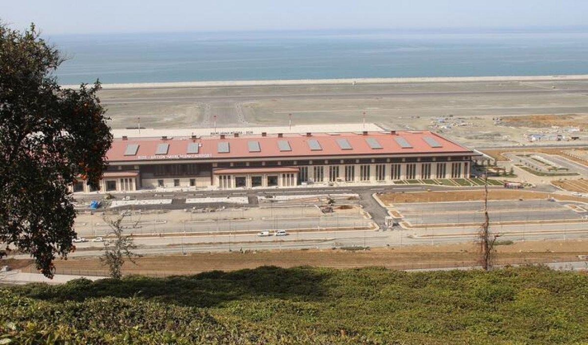 Rize-Artvin Havalimanı test uçuşu hava muhalefeti nedeniyle ertelendi