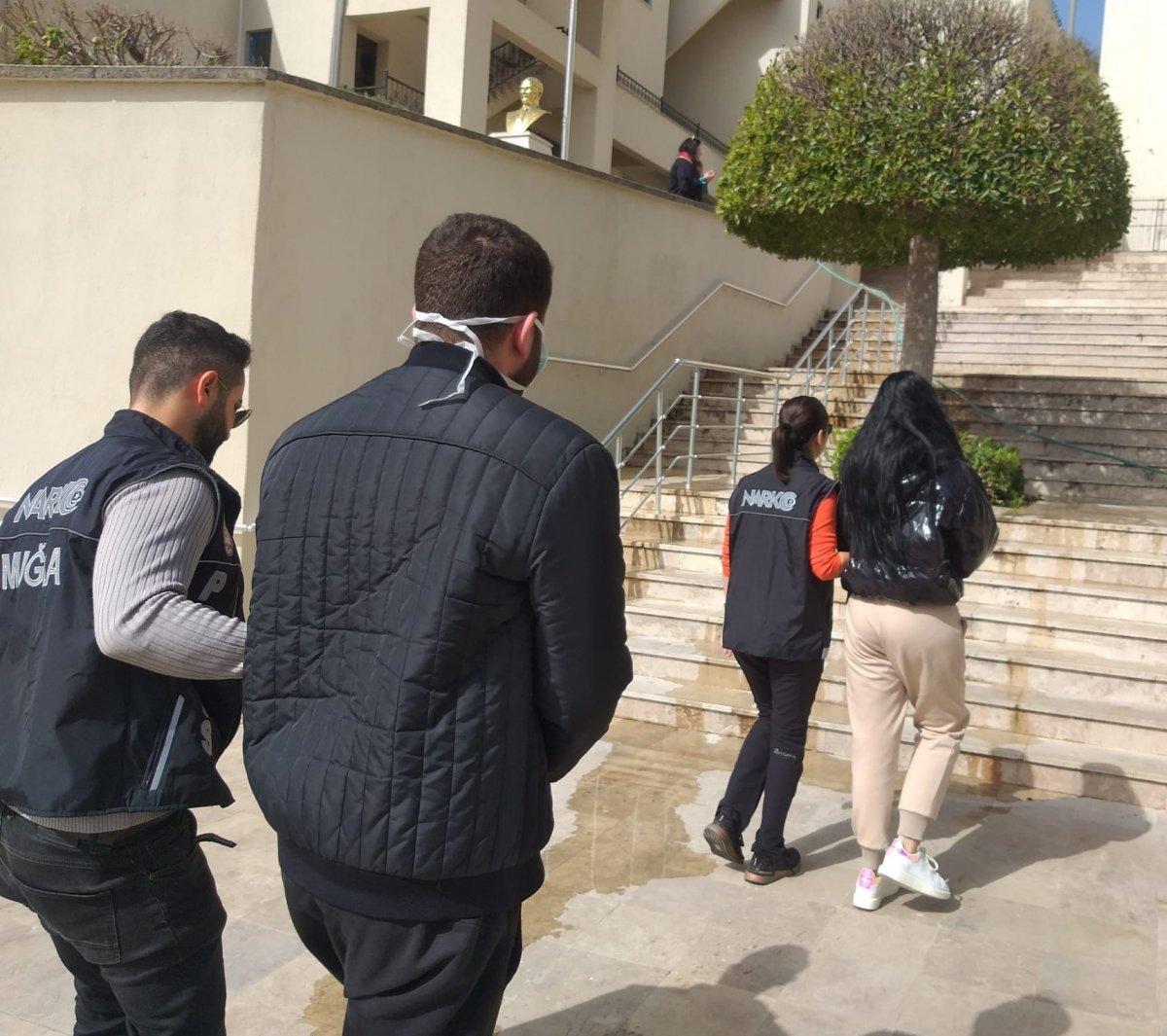 Marmaris'te 1,5 milyon TL'lik uyuşturucu madde ele geçirildi