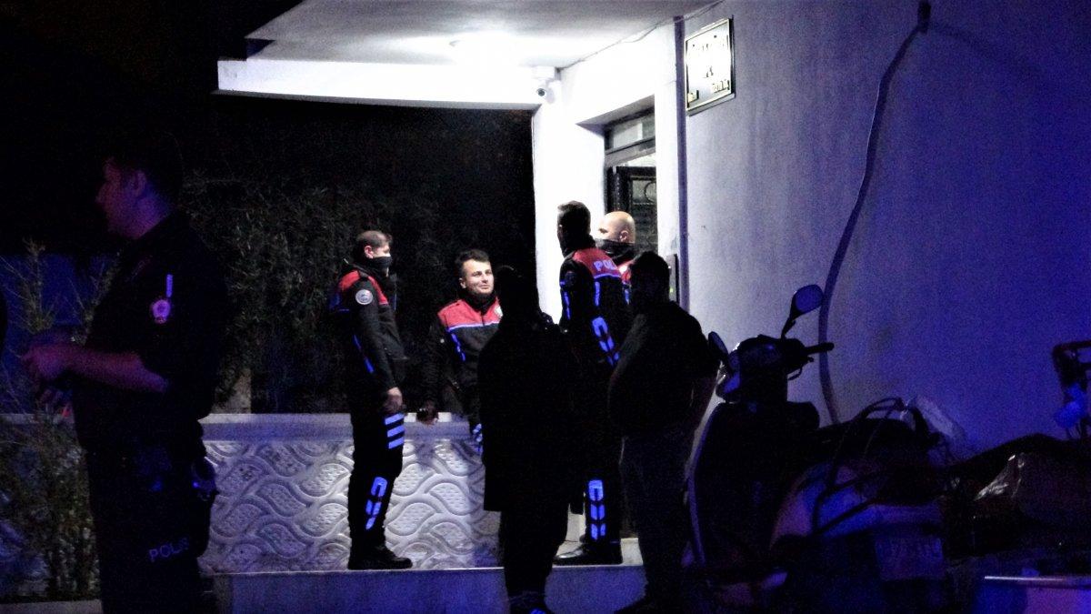 Antalya'da eski eşini ve kocasını maket bıçağıyla ağır yaraladı