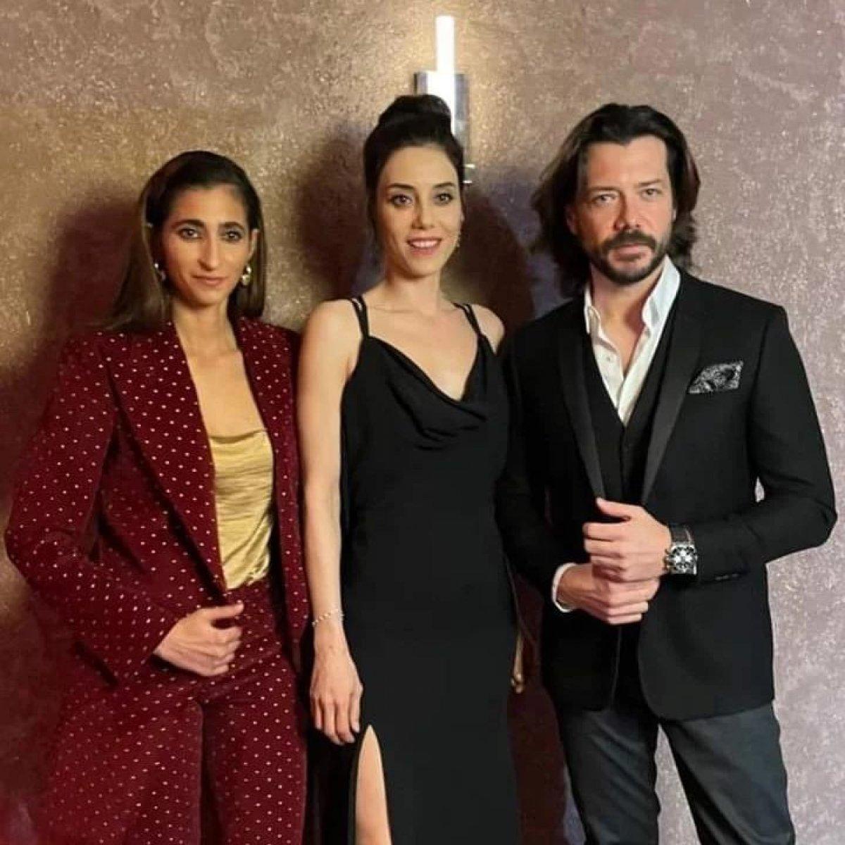 Cansu Dere, La Case De Papel oyuncusuna ödül verdi