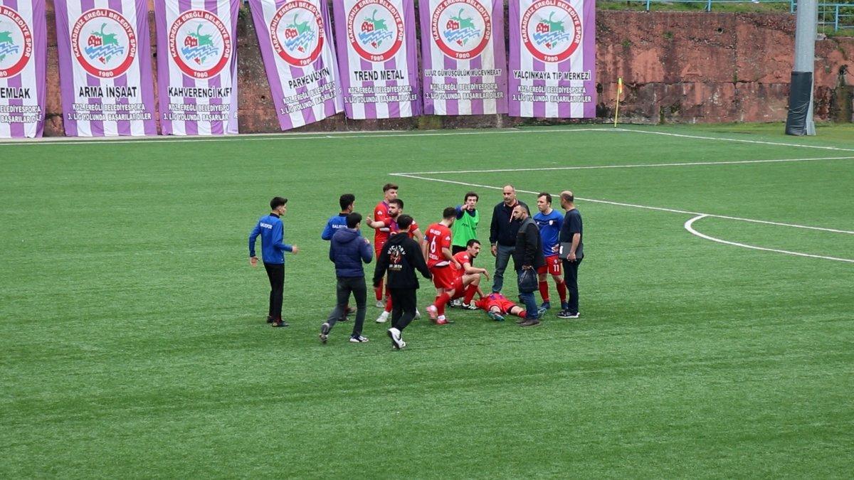 Zonguldak'ta amatör futbol lig maçında kavga: Çok sayıda oyuncu yaralandı