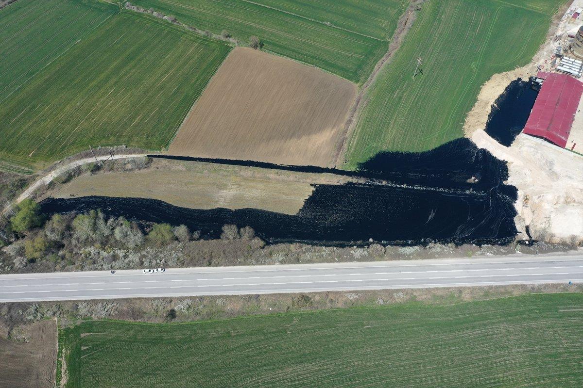 Edirne'deki asfalt şantiyesinden sızan ziftte son durum
