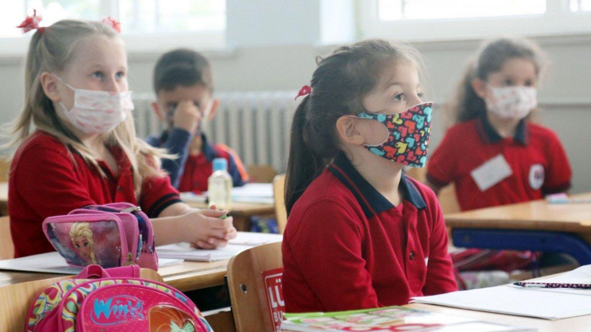 Okullarda ikinci ara tatil için son ders zili yarın çalacak