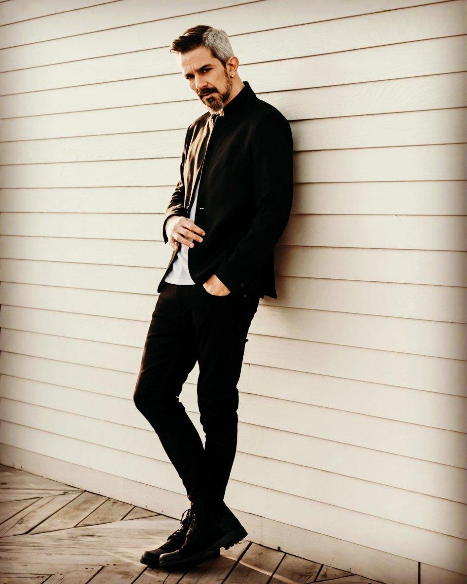 Kargo’nun eski solisti Koray Candemir'in annesi 9'uncu kattan düşerek öldü