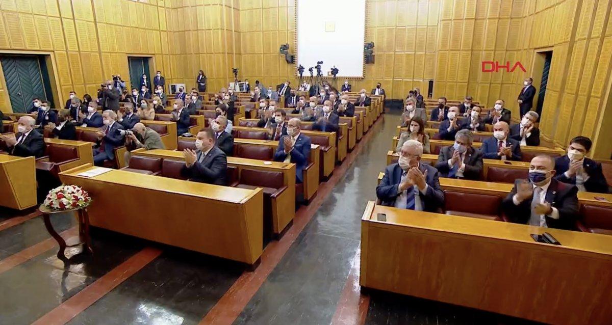 Devlet Bahçeli'den 'barajı geçemeyecek' yorumlarına cevap