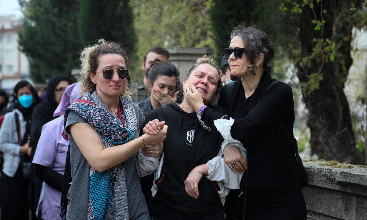 Antalya’da genç turizmci girdiği miyom ameliyatından çıkamadı