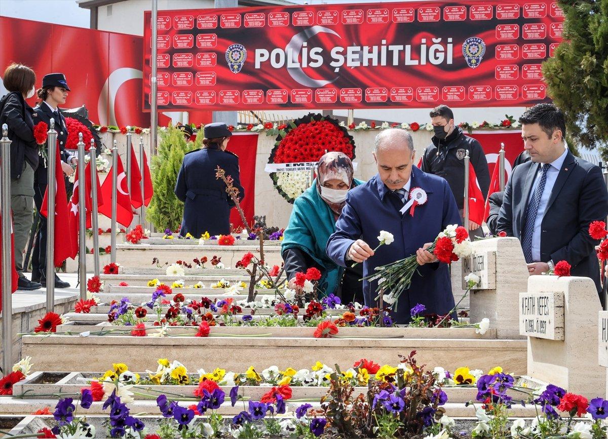Emniyet Teşkilatı'nın 177'nci kuruluş yıl dönümünde, şehit polisler dualarla anıldı
