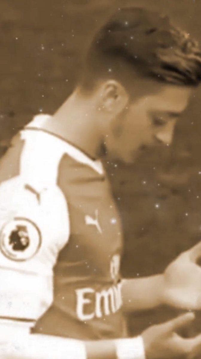 Mesut Özil'in cuma paylaşımı