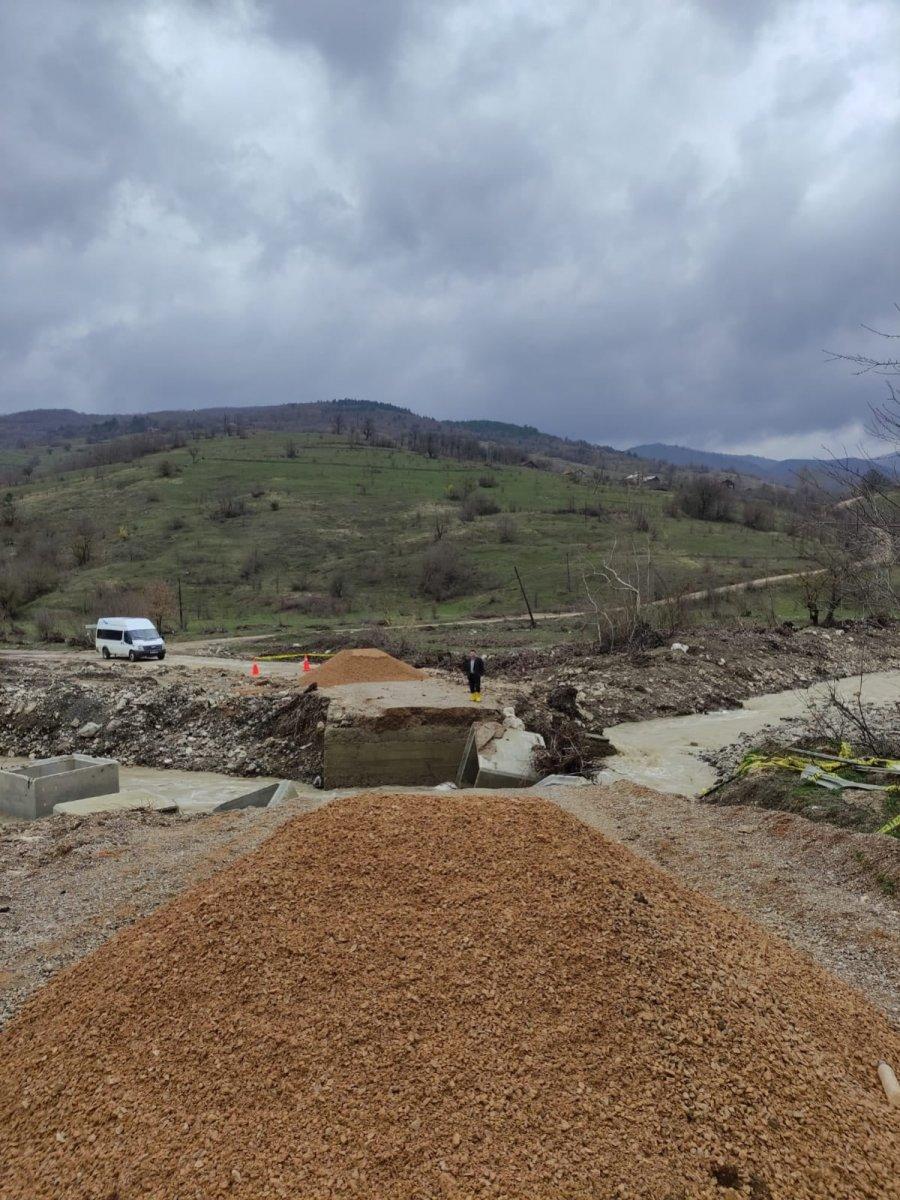 Karabük’te menfez köprü çöktü, tarım alanları sular altında kaldı