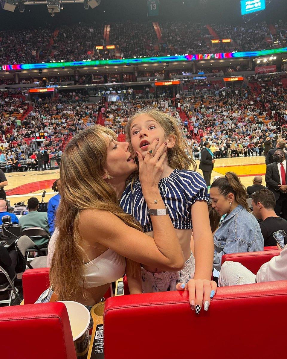 Melisa Ilıcalı annesi Şeyma Subaşı gibi süslü