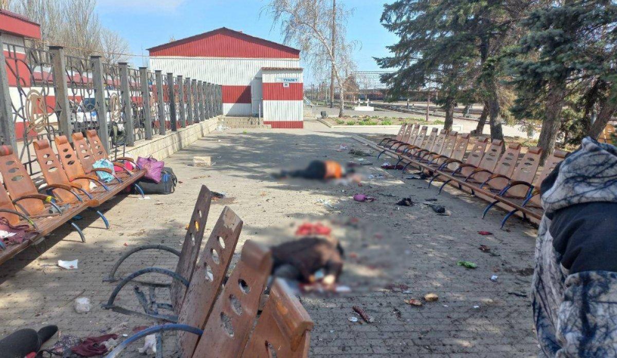 Ukrayna'da tren garına saldırı: 50'den fazla ölü