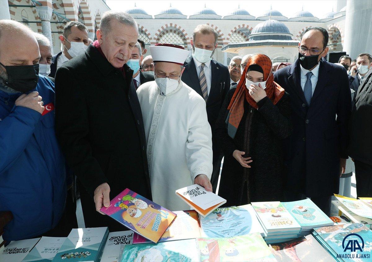 Cumhurbaşkanı Erdoğan, 39'uncu Türkiye Kitap ve Kültür Fuarı'nda konuştu