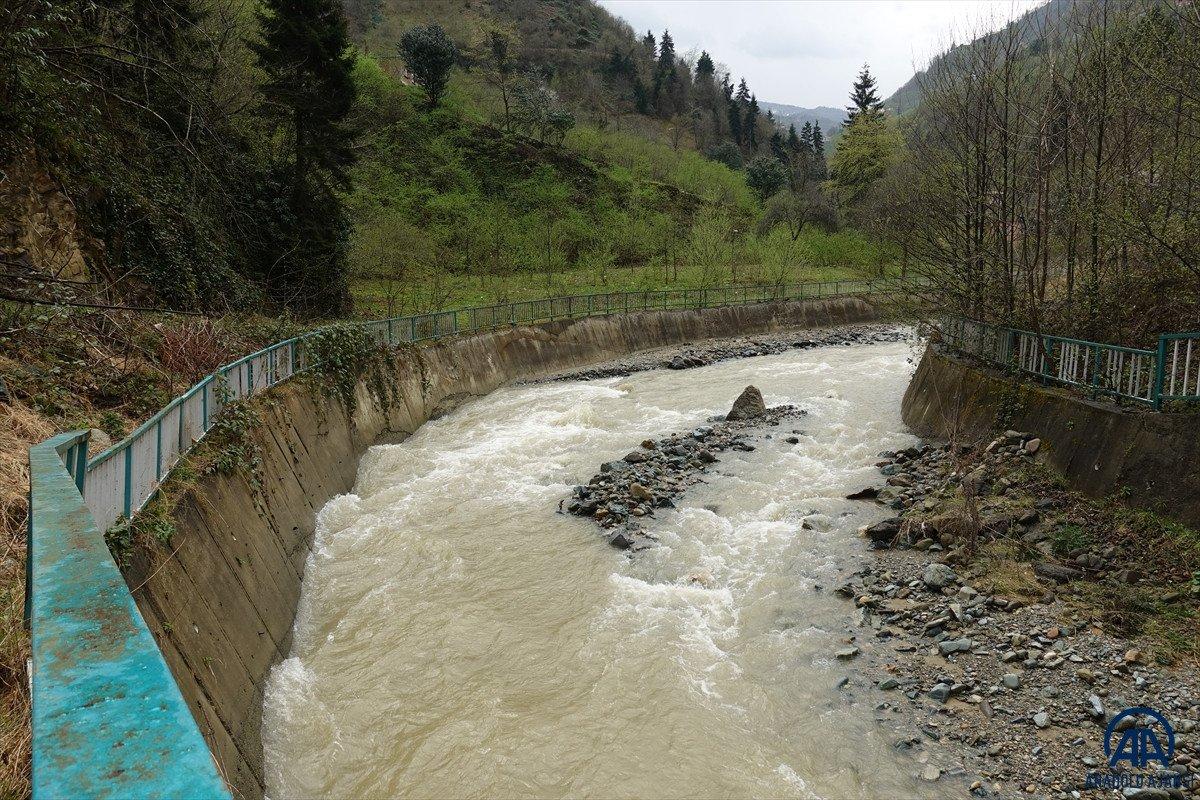 Doğu Karadeniz’de taşkına karşı önlem: 90 derede, erken uyarı sistemi kuruldu